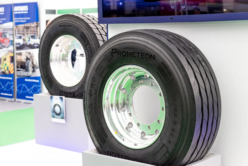 Prometeon Pro Fuel Trailer