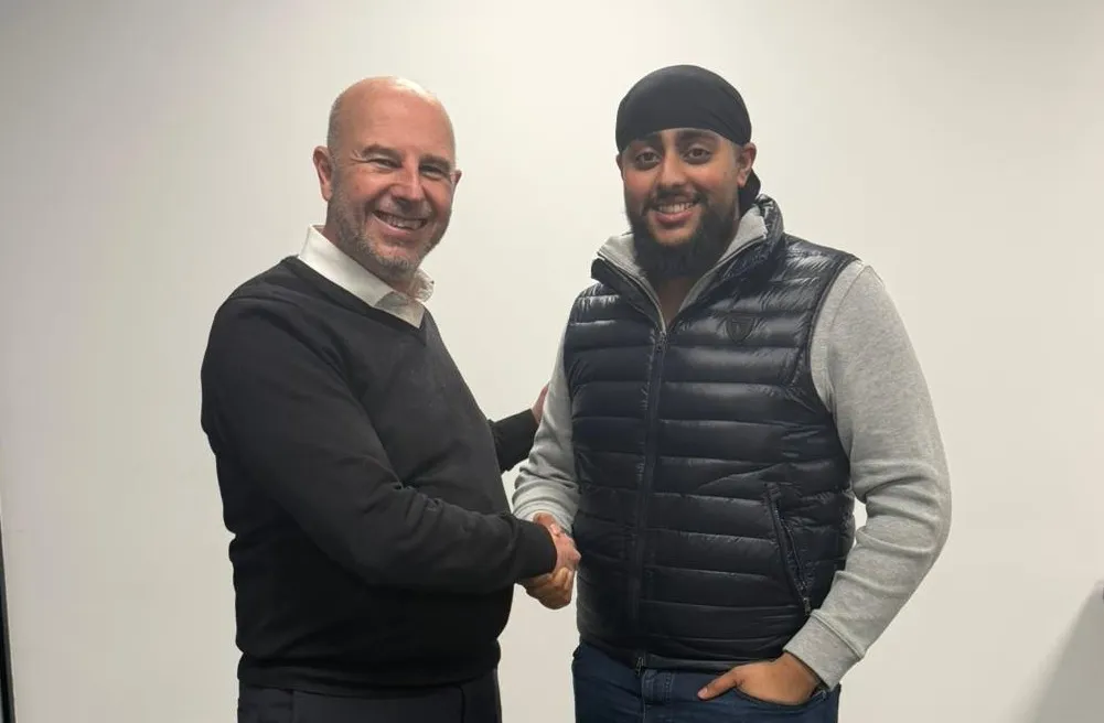Michael Flensborg (left) from Yokoham-ATG and Jay Singh (right) Executive director GB tyres