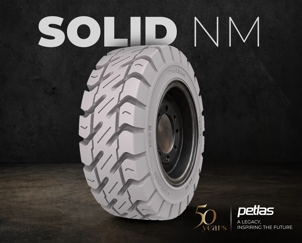 Image of Petlas Soild NM tyre in white